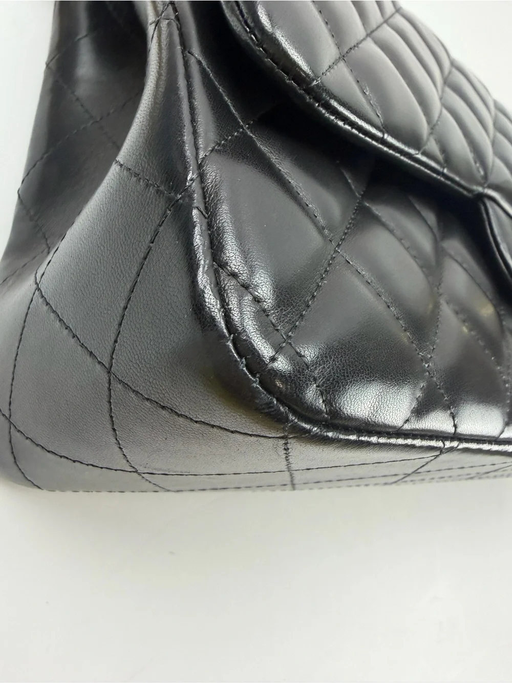 CHANEL classic quilted